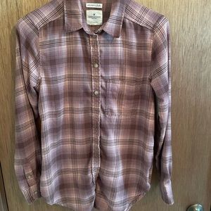 Women’s size Small flannel shirt amazingly soft American Eagle